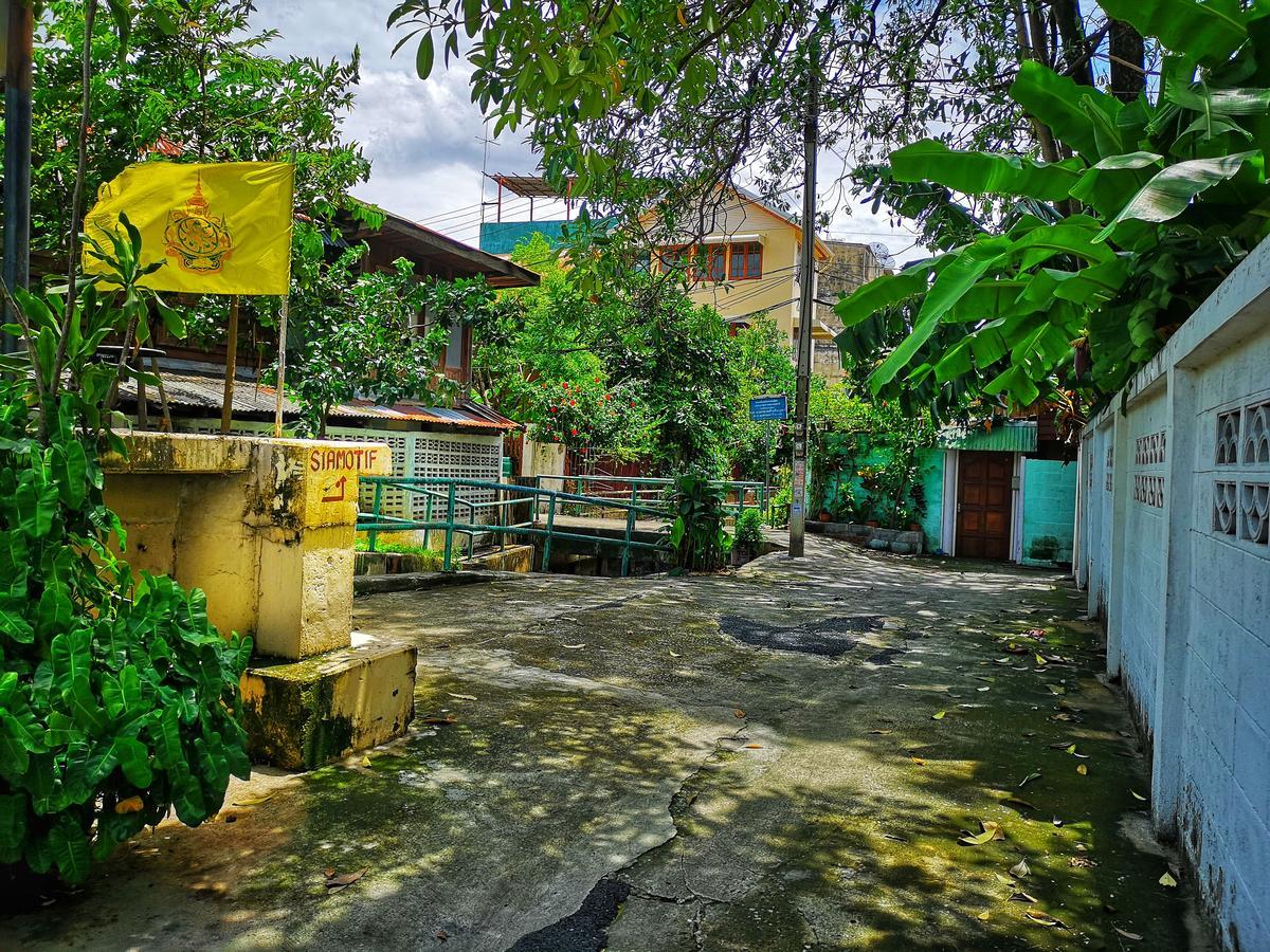 Siamotif Boutique Hotel Bangkok Exterior photo